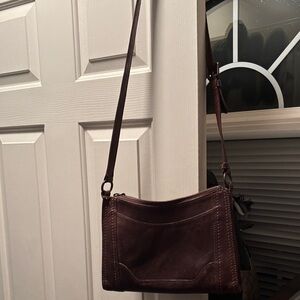 Elegant Brown Leather Crossbody Bag